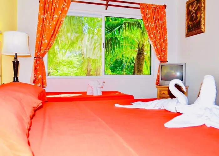 Gorgeous 11 People Superior With Pool Playacar Phase 2 Villa Playa del Carmen